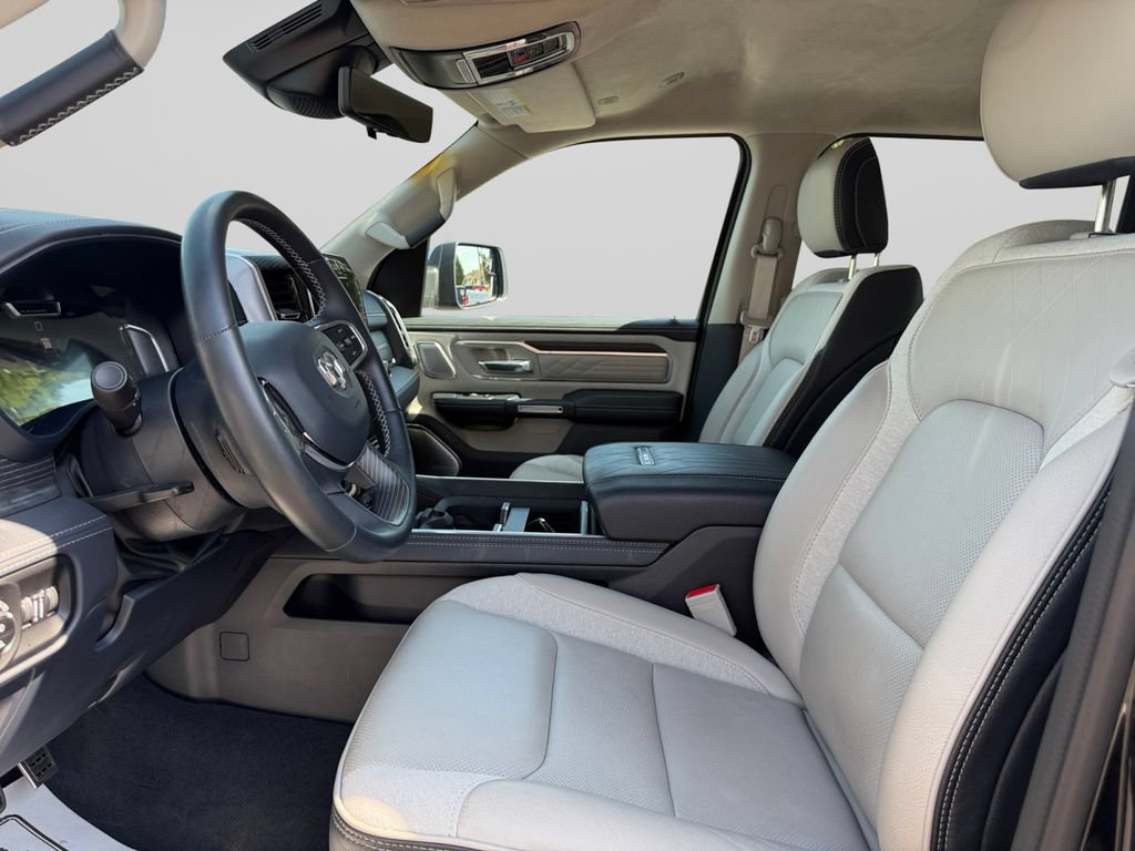 Used 2024 RAM 1500 Limited AWD/4WD image 10