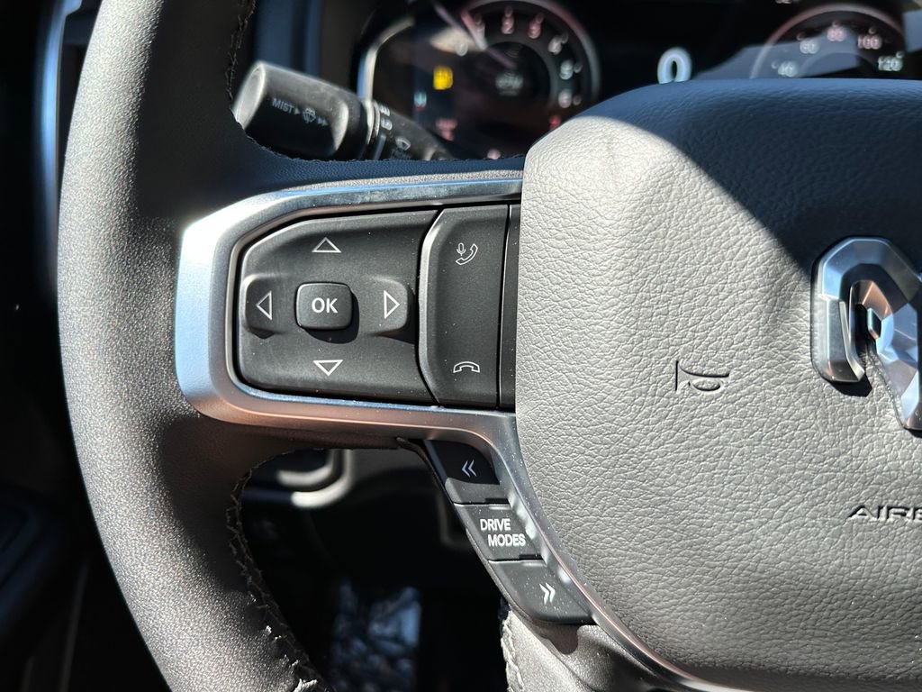 New 2026 RAM 1500 4x4 Crew Cab image 21