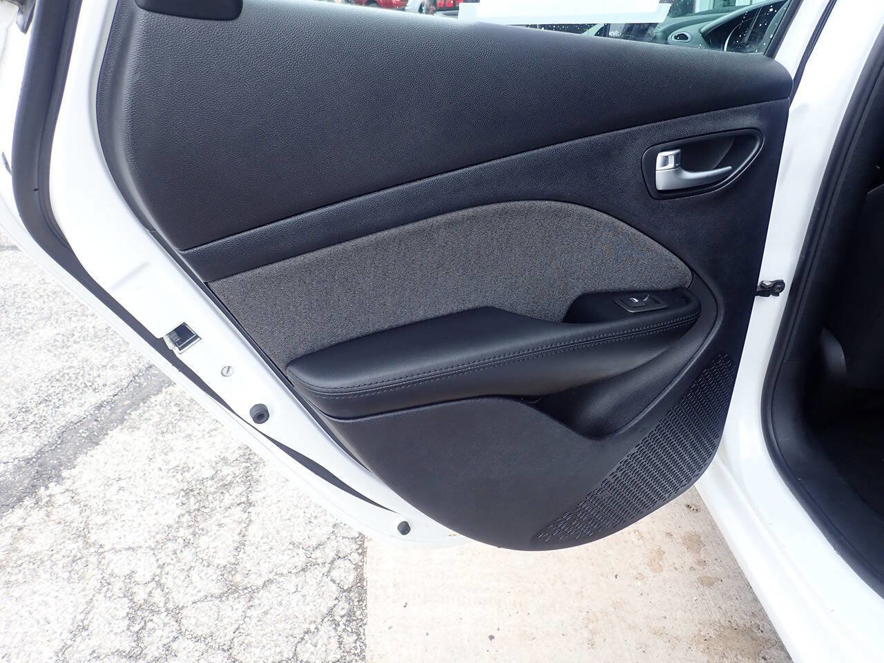 Used 2013 Dodge Dart SXT image 14