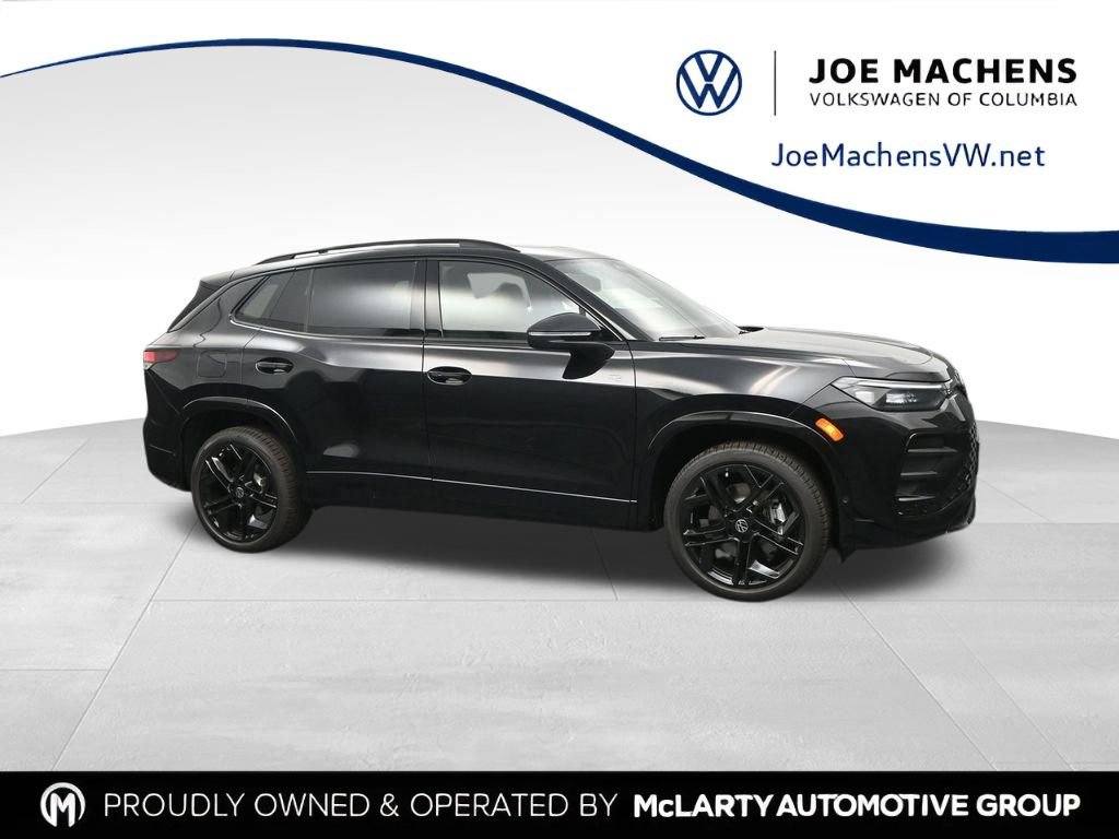 New 2025 Volkswagen Tiguan SE R-Line