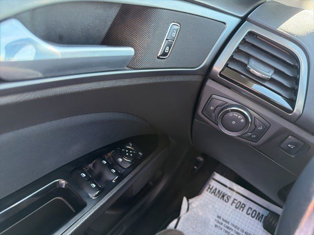 Used 2014 Ford Fusion SE image 22