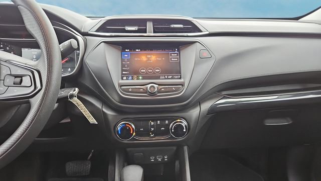 Used 2023 Chevrolet TrailBlazer LS image 10