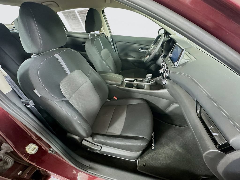 Certified 2022 Nissan Sentra SV FWD image 34