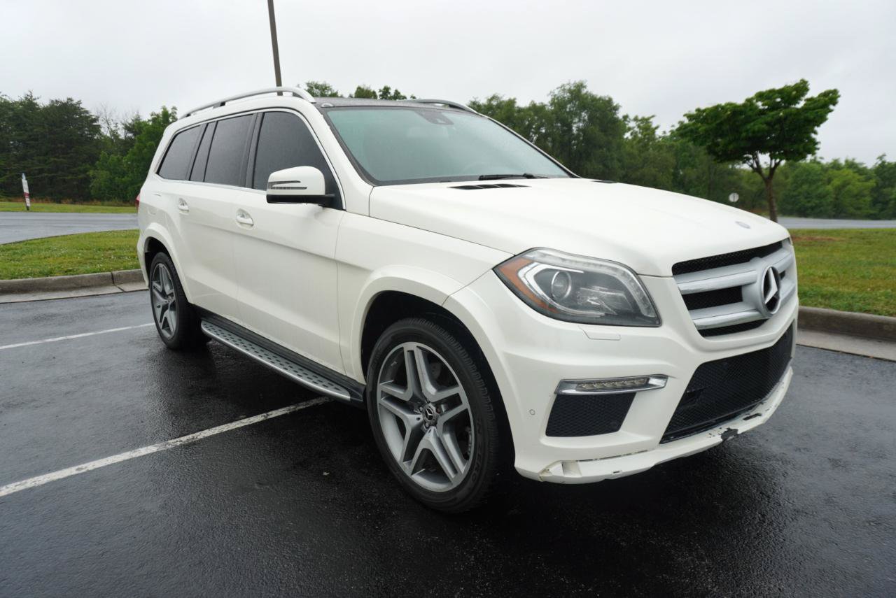 Used 2013 Mercedes-Benz GL 550 4MATIC image 5