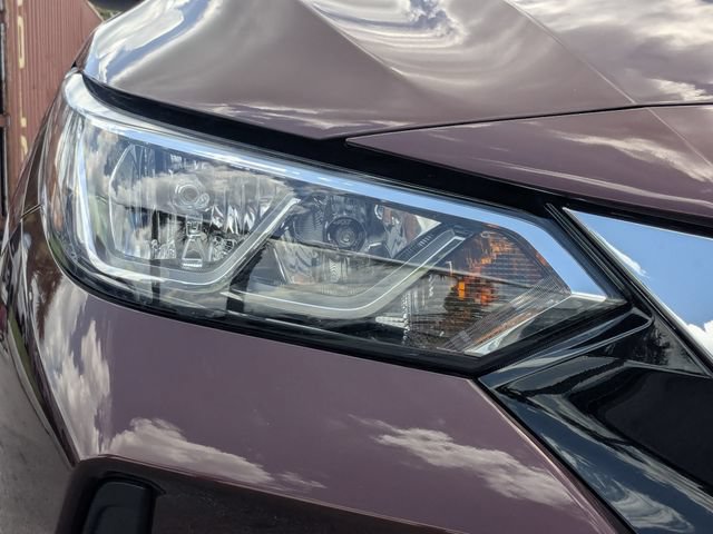Used 2022 Nissan Sentra SV FWD image 12
