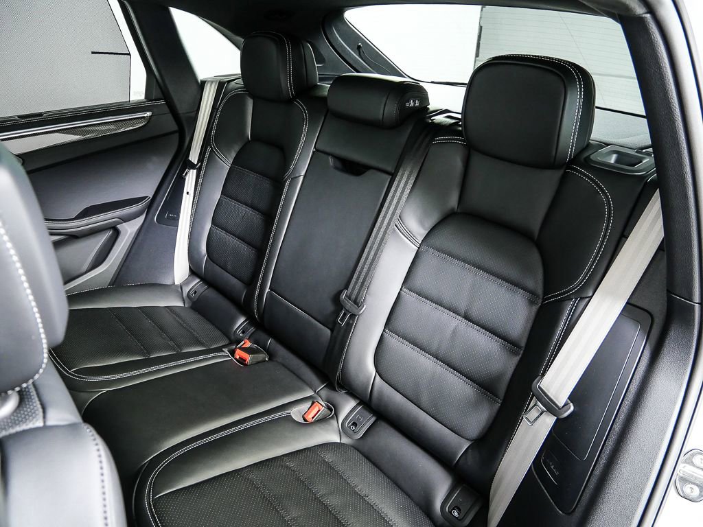 New 2026 Porsche Macan GTS image 20