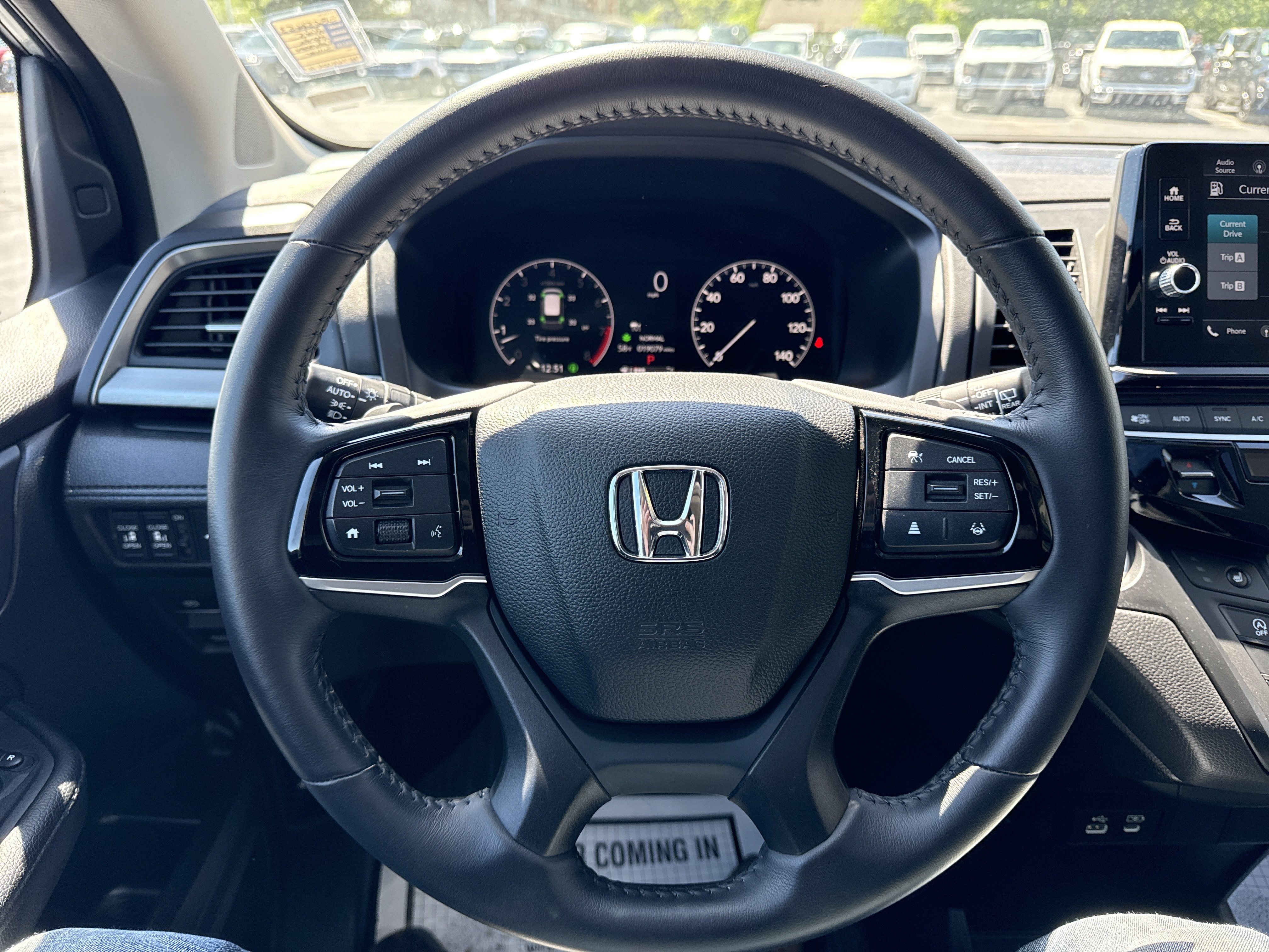 Used 2025 Honda Odyssey EX-L image 13