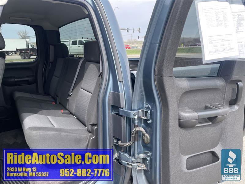 Used 2011 Chevrolet Silverado 1500 LT w/ All-Star Edition RWD image 12