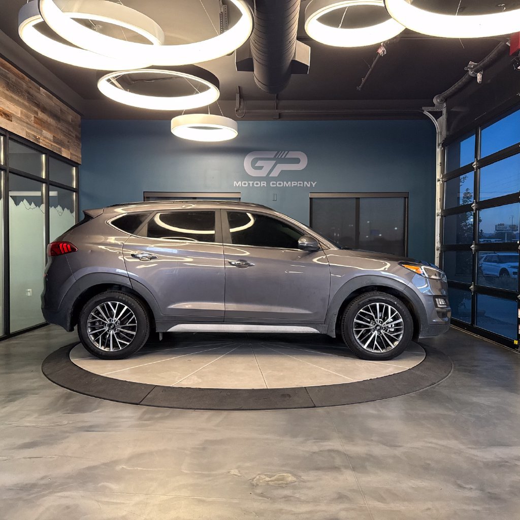 Used 2020 Hyundai Tucson Ultimate w/ Cargo Package AWD/4WD image 2