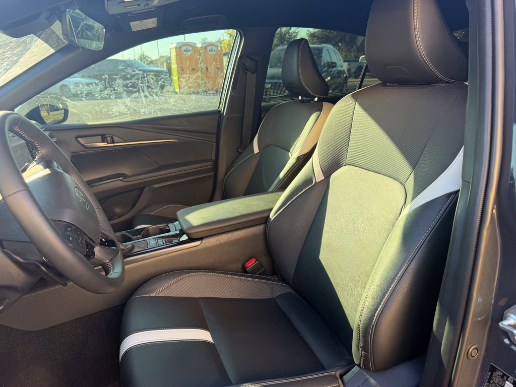 Used 2026 Toyota Camry SE FWD image 13