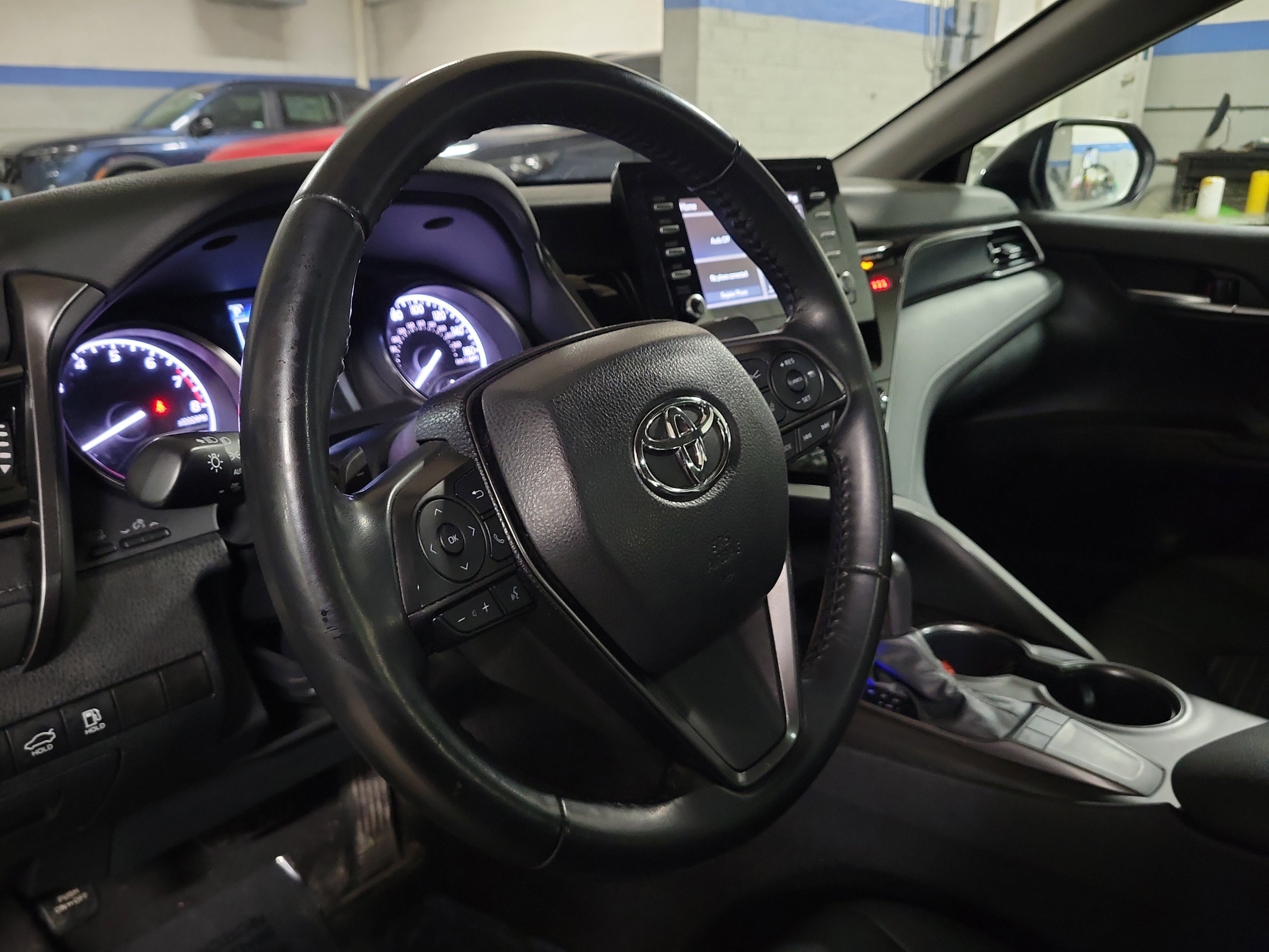 Used 2024 Toyota Camry SE FWD image 14