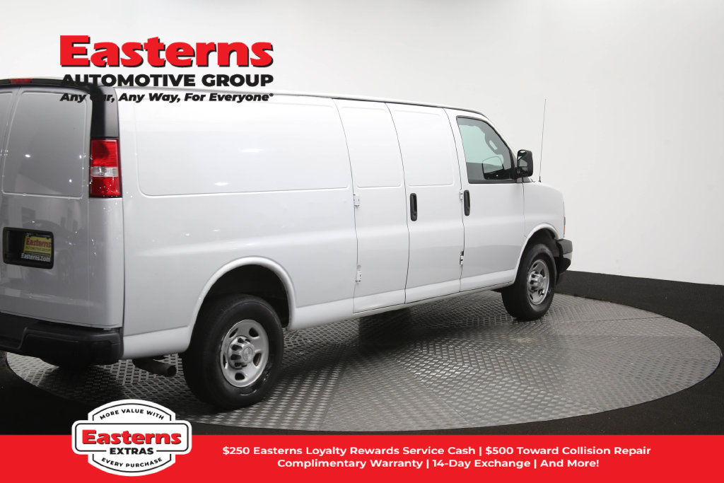Used 2019 Chevrolet Express 2500 Extended RWD image 39