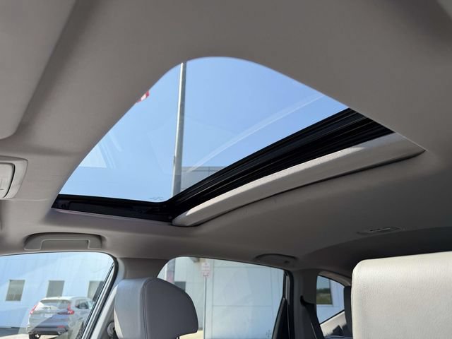 Used 2017 Honda CR-V EX-L image 10