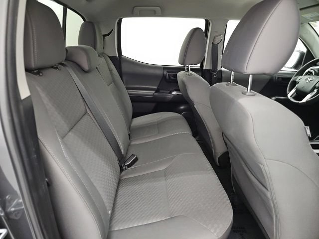 Certified 2023 Toyota Tacoma SR5 AWD/4WD image 32