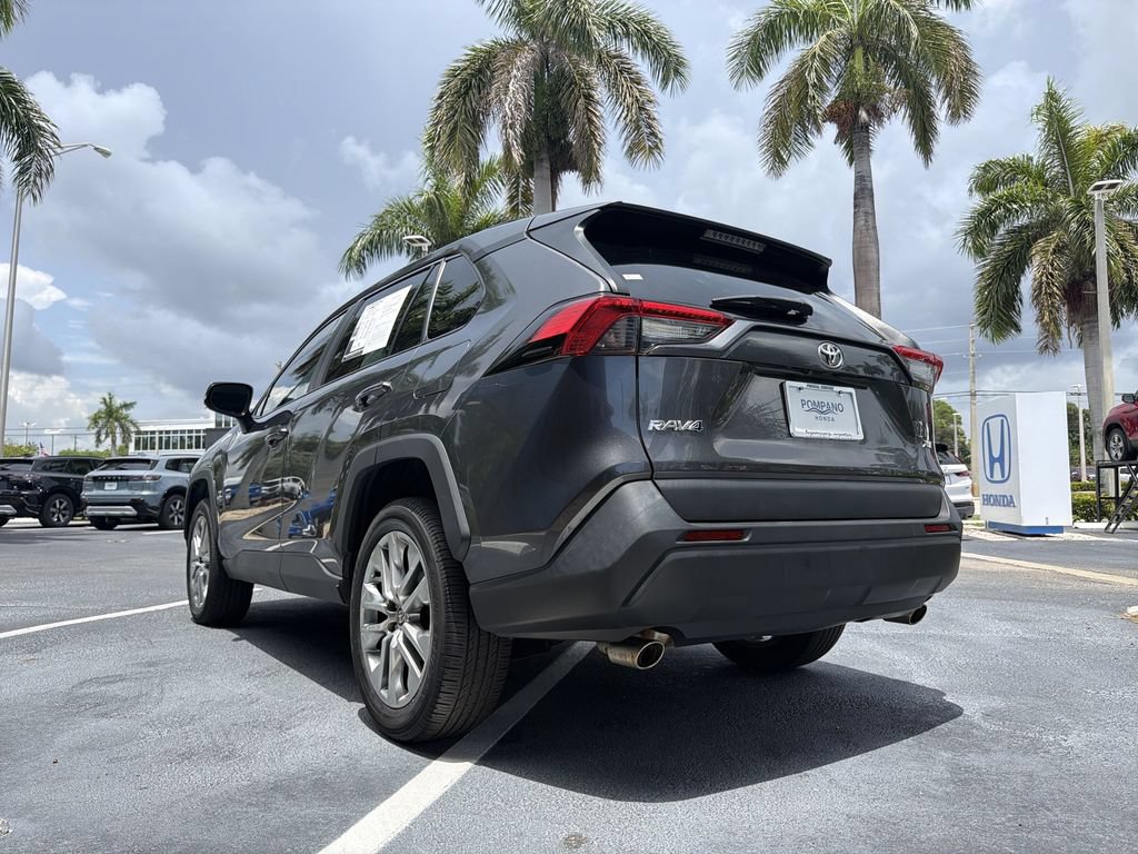 Used 2023 Toyota RAV4 XLE Premium FWD image 18