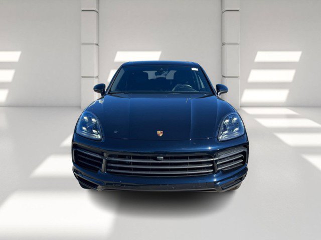 Used 2023 Porsche Cayenne image 2
