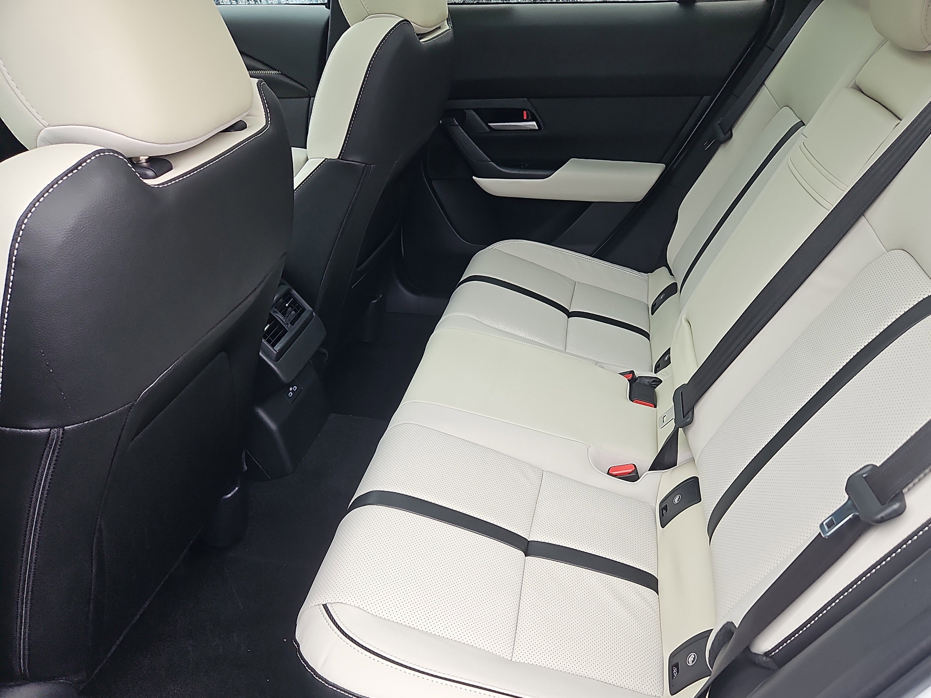 New 2026 MAZDA CX-50 AWD 2.5 S w/ Cargo Package image 20