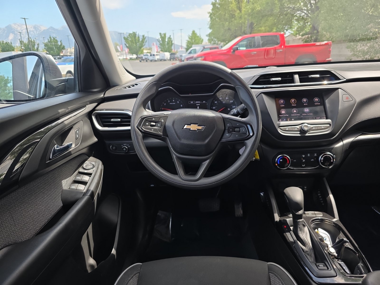 Used 2021 Chevrolet TrailBlazer LS FWD image 9