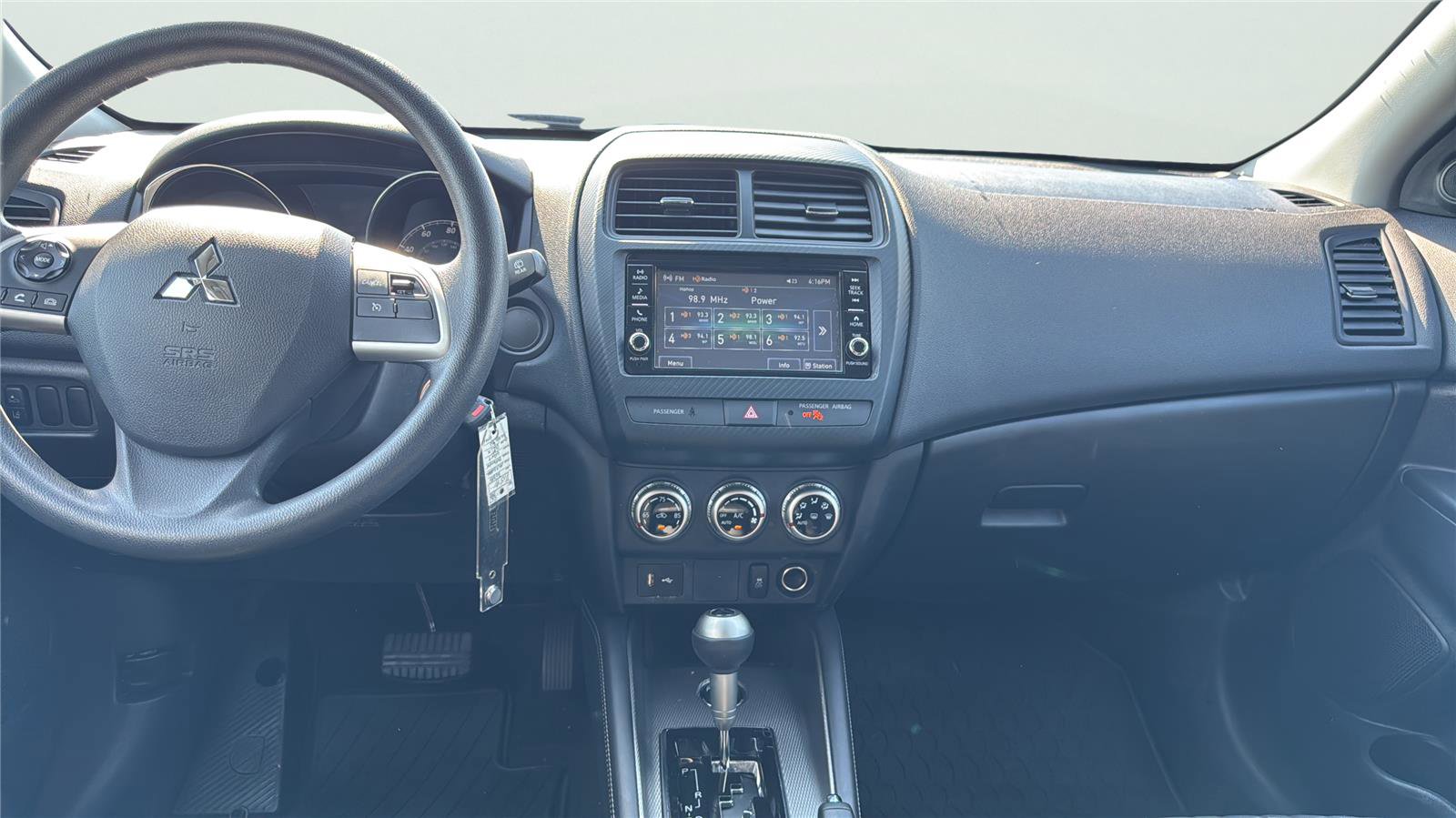 Used 2025 Mitsubishi Outlander Sport ES AWD/4WD image 9