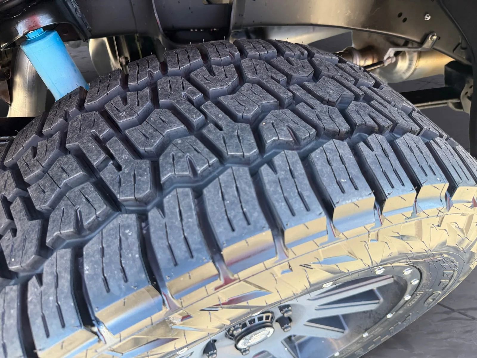 Used 2016 Toyota Tundra Limited w/ Limited Premium Package AWD/4WD image 34