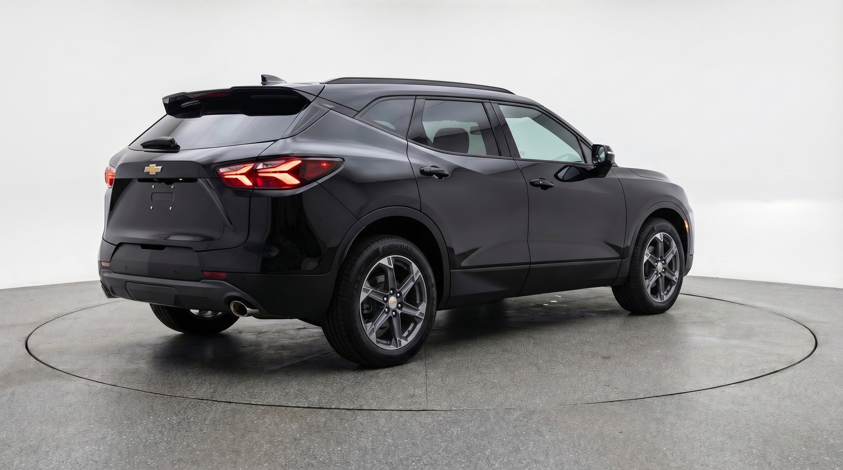 Used 2025 Chevrolet Blazer LT image 9