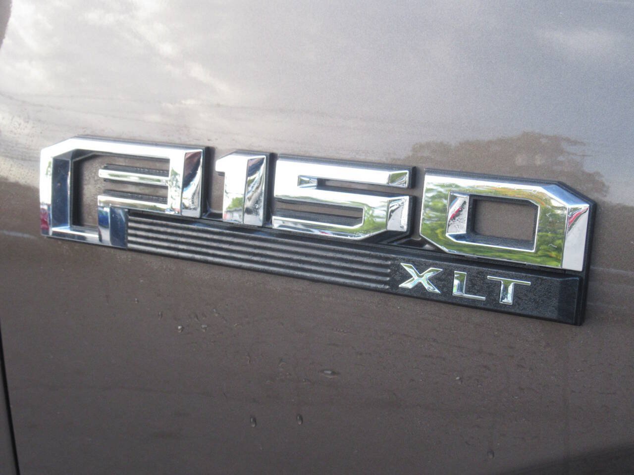 Used 2015 Ford F150 XLT w/ Equipment Group 302A Luxury AWD/4WD image 5
