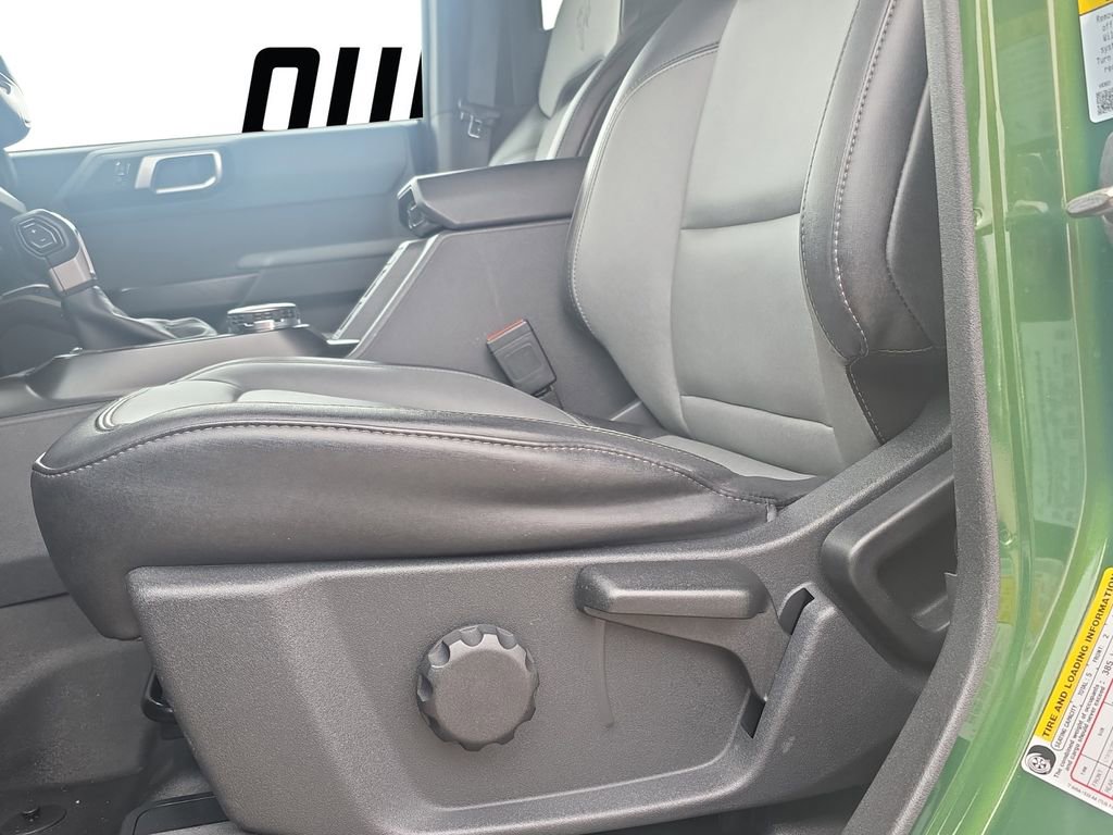 Used 2024 Ford Bronco Everglades image 16