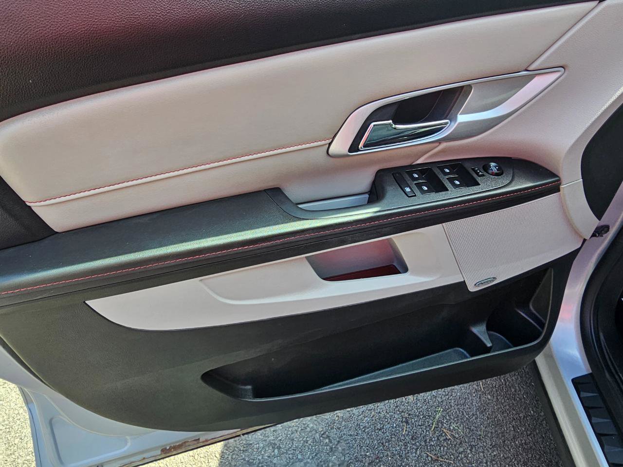 Used 2011 GMC Terrain SLE w/ Convenience Package FWD image 24