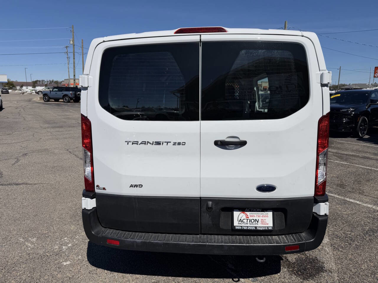 Used 2024 Ford Transit 250 Low Roof AWD w/ Exterior Upgrade Package image 4