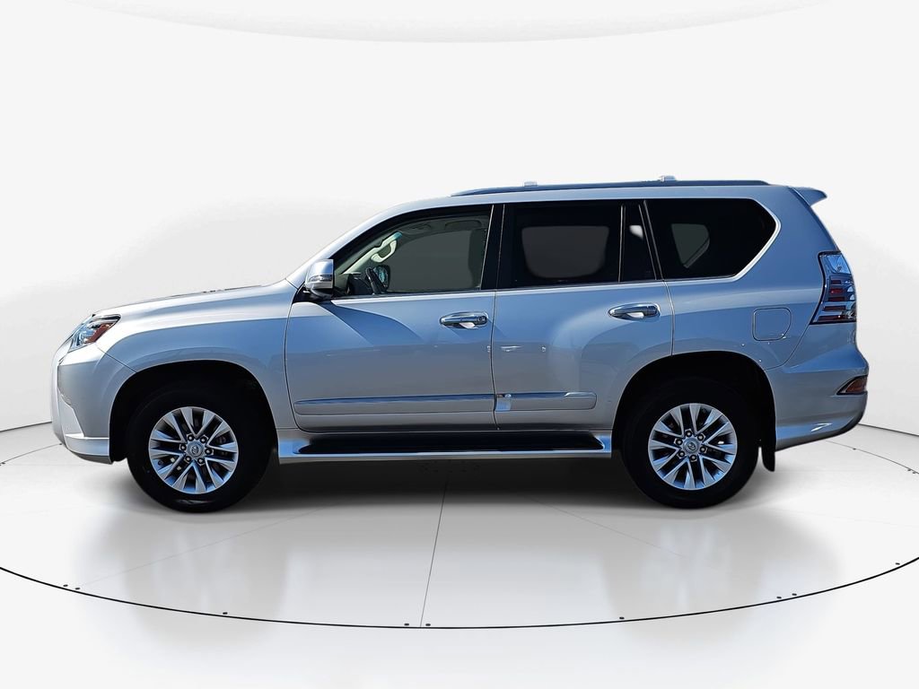 Used 2017 Lexus GX 460 image 9