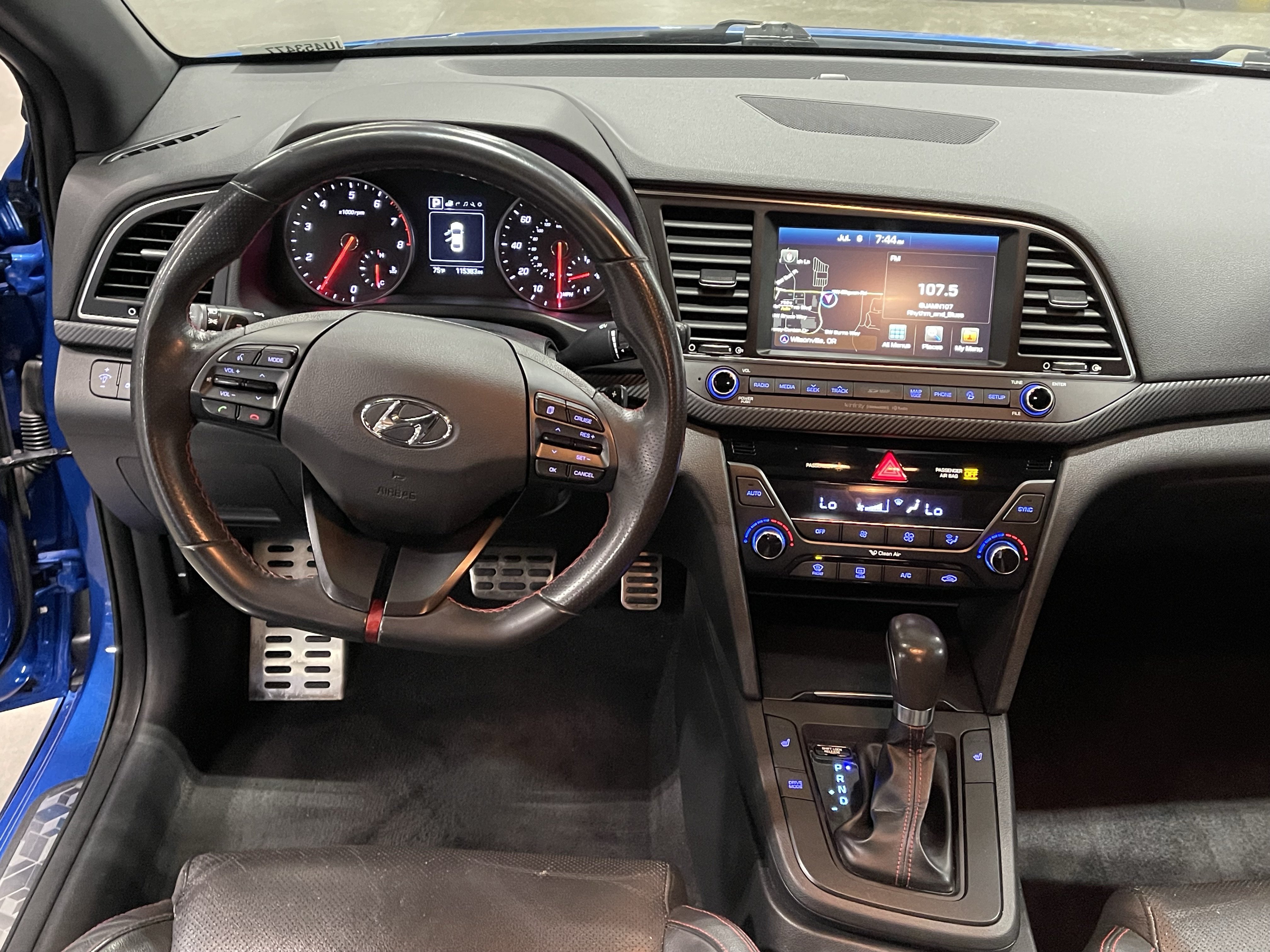 Used 2018 Hyundai Elantra Sport w/ Sport Premium Package 03 FWD image 12