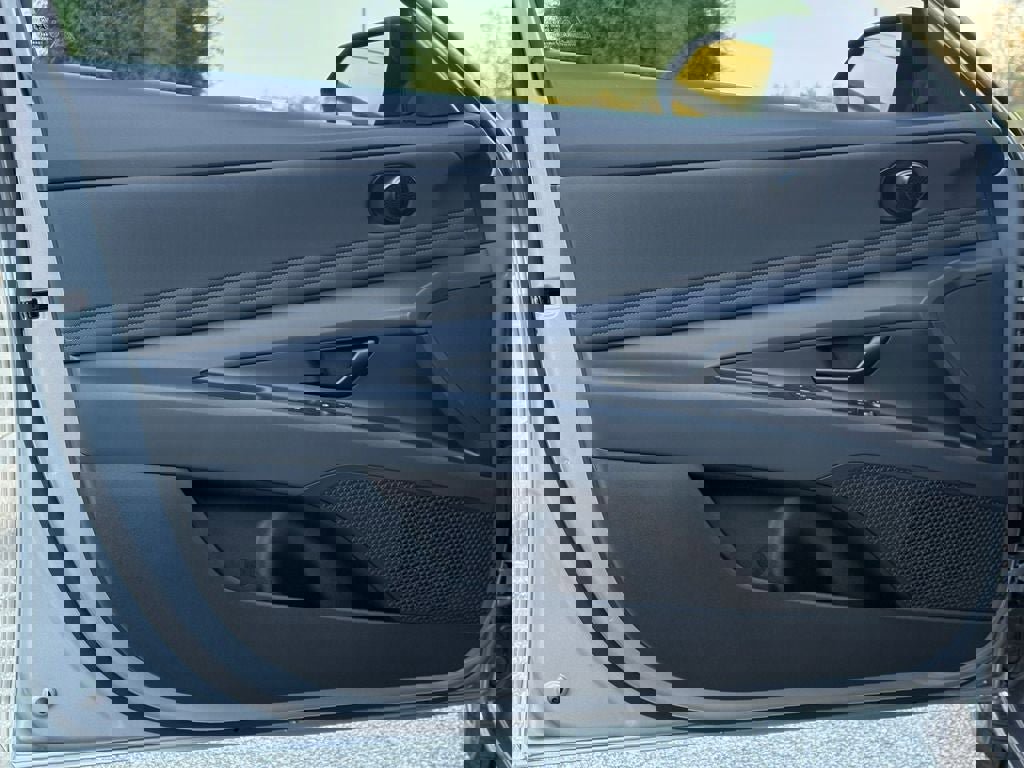 New 2025 Hyundai Elantra Sport image 9