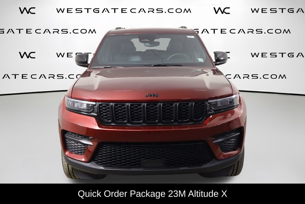 Used 2024 Jeep Grand Cherokee Altitude AWD/4WD video 2