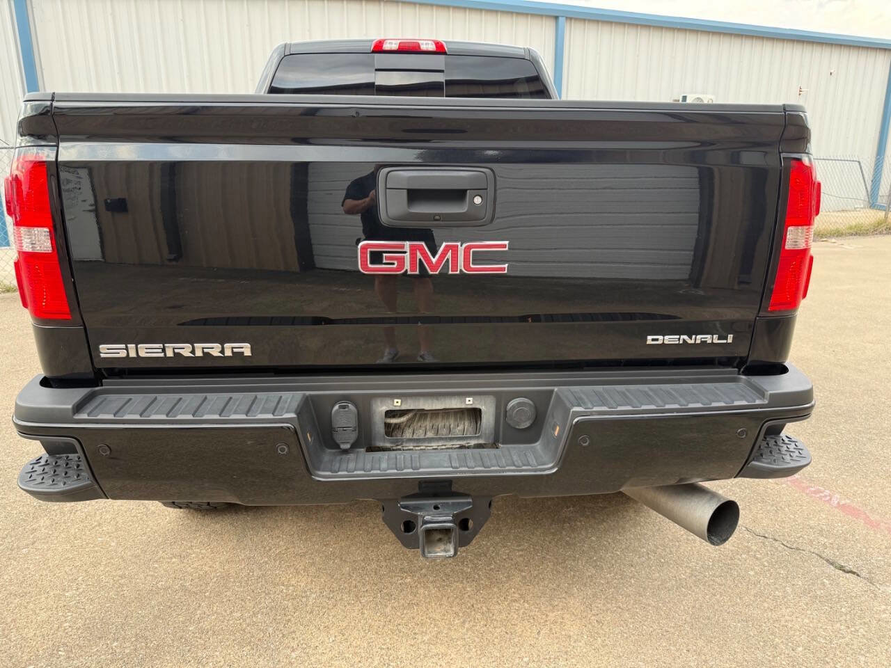 Used 2019 GMC Sierra 2500 Denali w/ Duramax Plus Package AWD/4WD image 8
