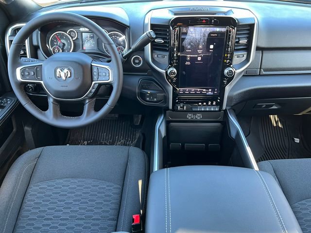 Used 2025 RAM 3500 Big Horn video 3