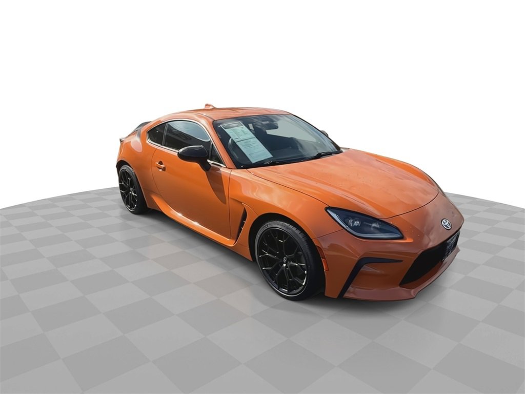 Used 2023 Toyota GR86 10th Anniversary SE image 2