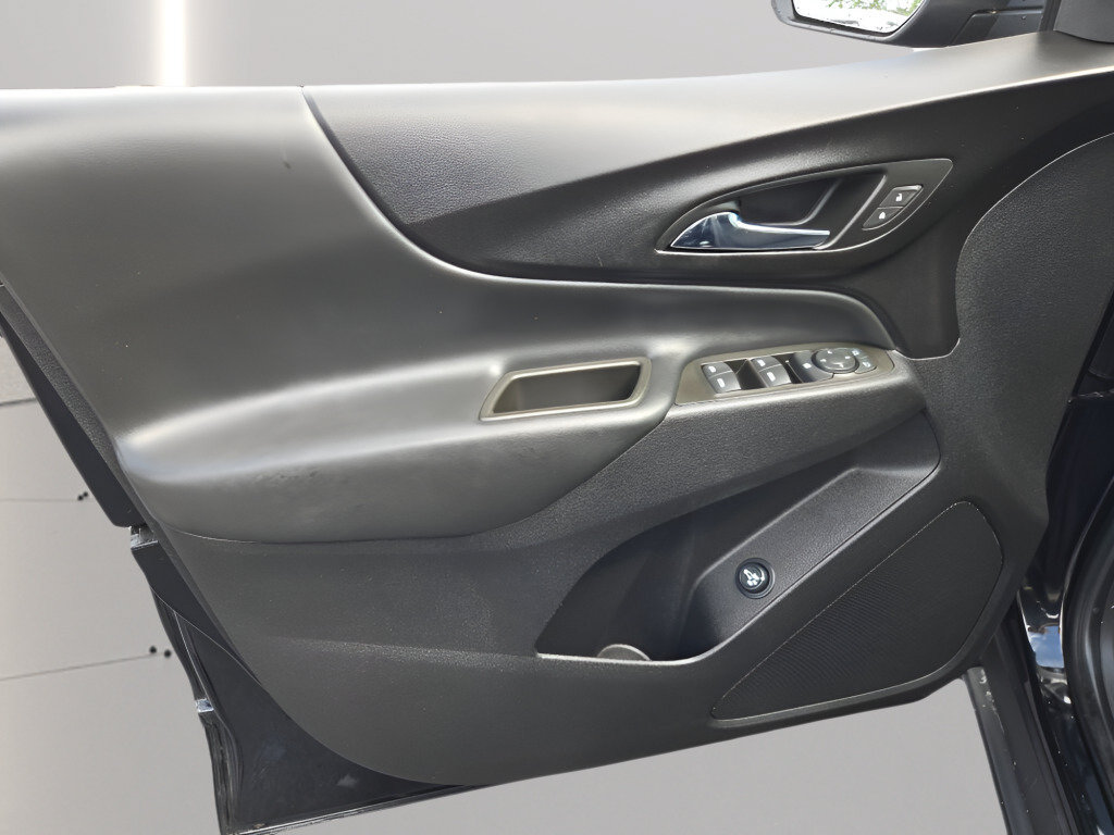 Certified 2024 Chevrolet Equinox LT AWD/4WD image 23