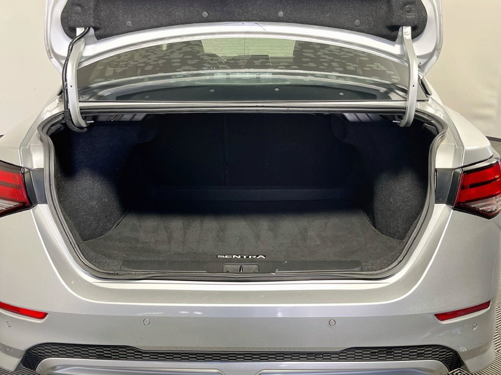 Used 2021 Nissan Sentra SV FWD image 31