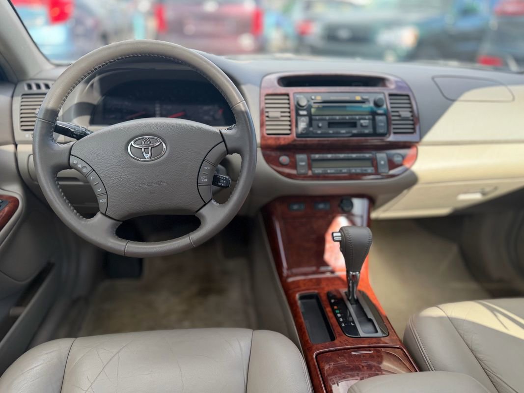 Used 2006 Toyota Camry XLE FWD image 5