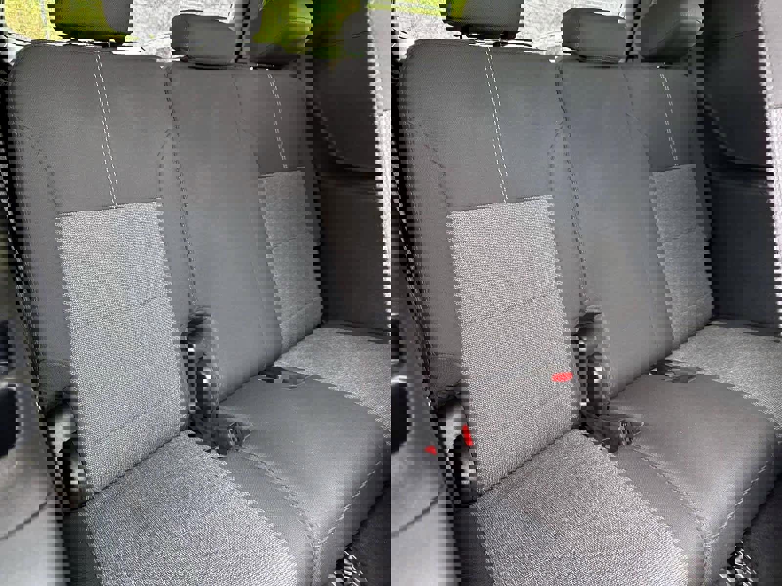 Used 2025 GMC Acadia Elevation image 12