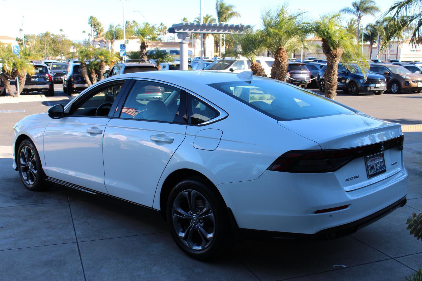 Used 2024 Honda Accord EX-L image 7