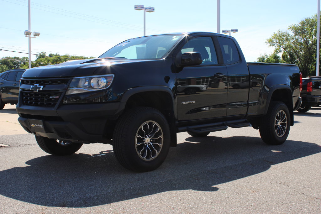Certified 2018 Chevrolet Colorado ZR2 w/ LPO, Premium Interior Package AWD/4WD image 7