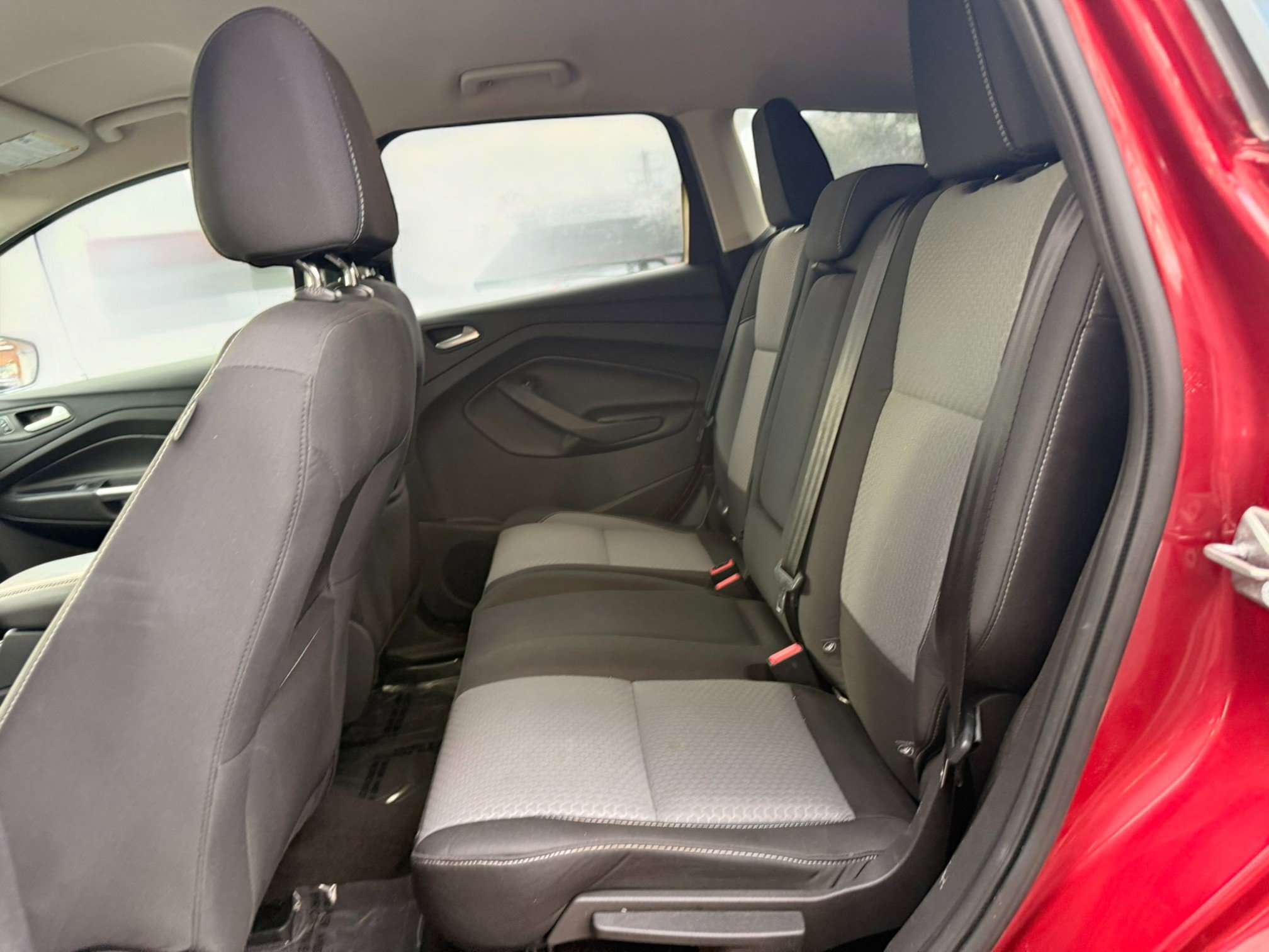 Used 2017 Ford Escape SE image 19