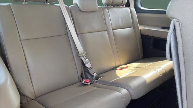 Used 2021 Toyota Sequoia Limited w/ Safety & Convenience Package AWD/4WD image 24