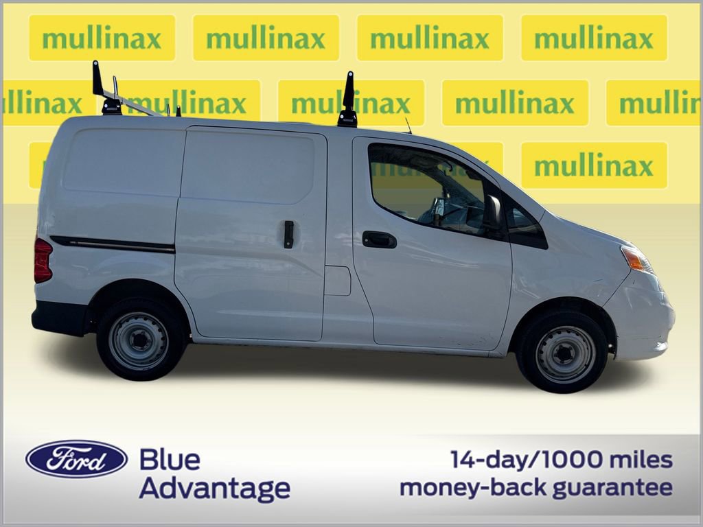 Used 2020 Nissan NV200 S w/ Back Door Glass Package image 2