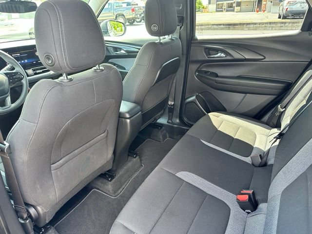 Used 2026 Chevrolet TrailBlazer LS w/ LS Convenience Package FWD image 19