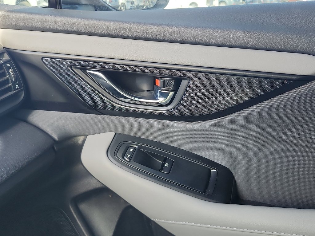 Used 2024 Subaru Outback Premium image 29