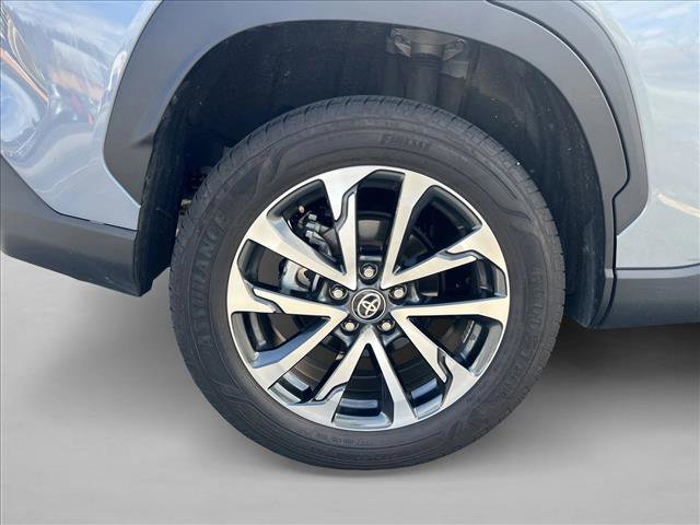 Certified 2025 Toyota Corolla Cross XLE image 22