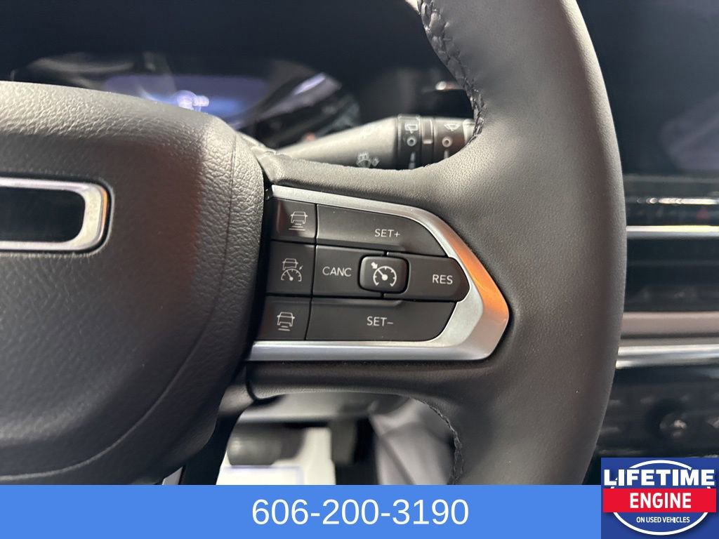 Used 2023 Jeep Compass Limited AWD/4WD image 18