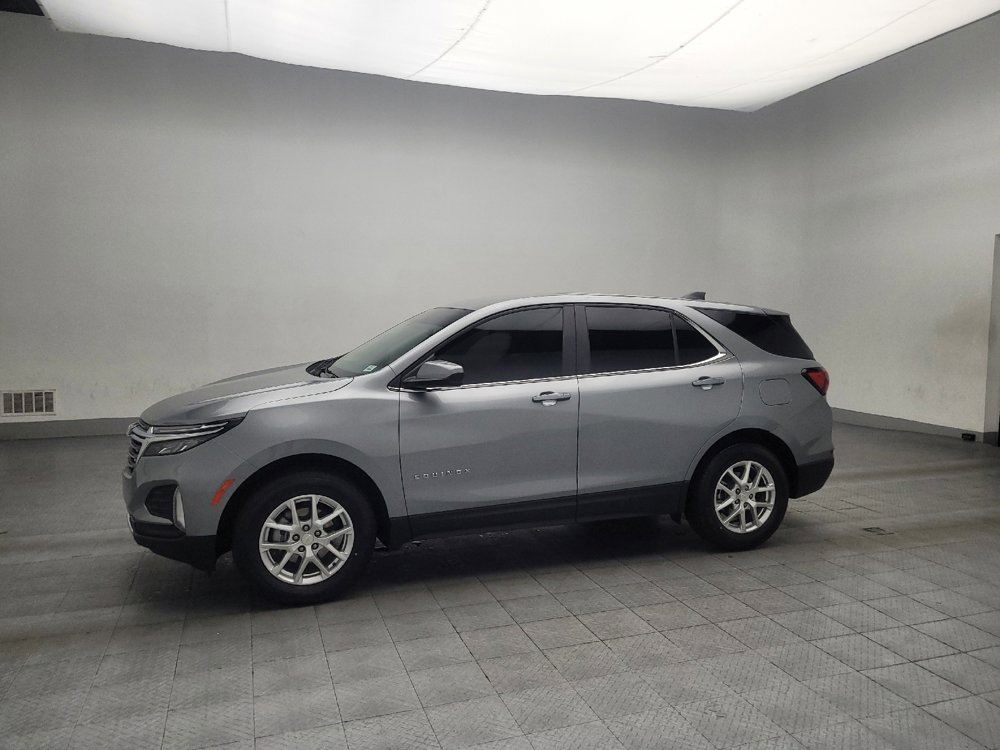 Used 2023 Chevrolet Equinox LT w/ Driver Convenience Package image 2